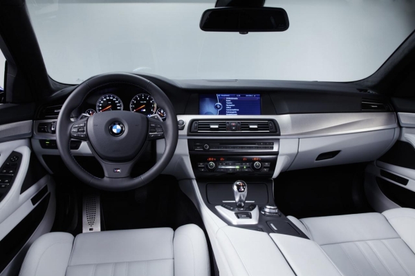 BMWM520114