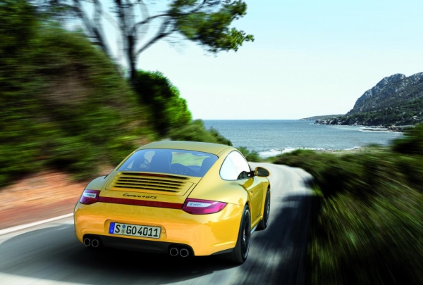 Porsche911Carrera4SGTSr4