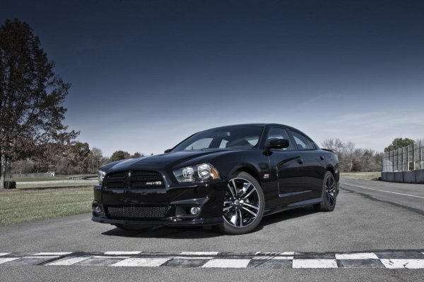 Dodge_Charger_Super_Bee_5