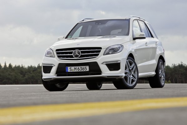 2012 Mercedes-Benz ML63 AMG
