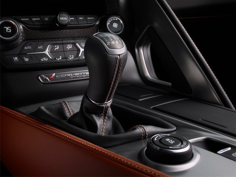 2014-Chevrolet-Corvette-037